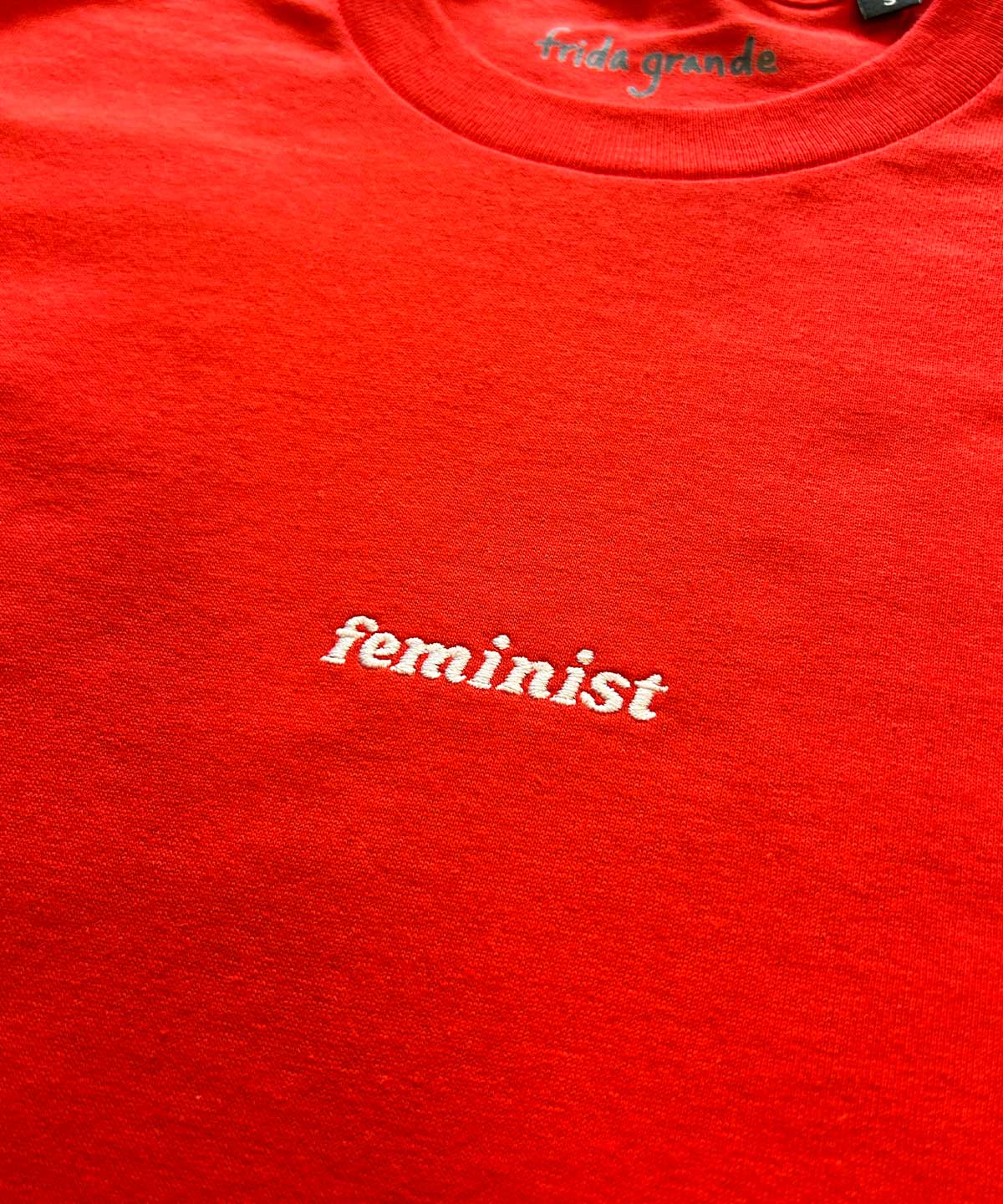 Feminist | T-skjorte | Rød